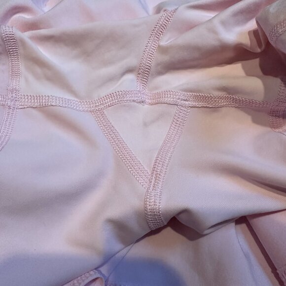 Lululemon Court Rival High-Rise Skirt Regular Strawberry Milkshake Size 2 - Picture 4 of 7